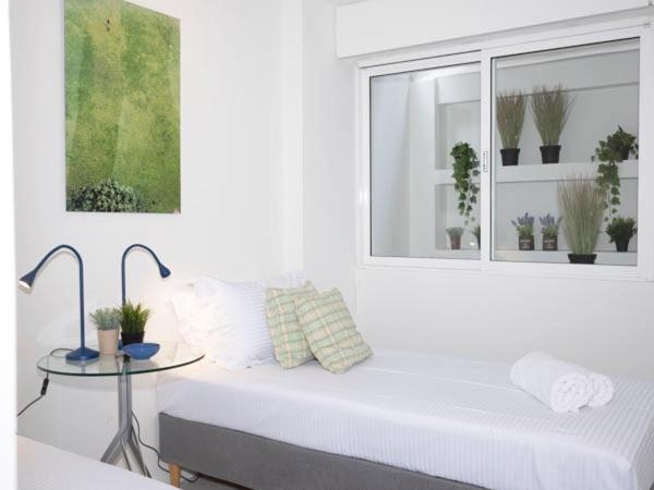 شقة Vouliagmeni'S Secret Garden Near The Sea أثينا المظهر الخارجي الصورة
