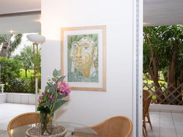 شقة Vouliagmeni'S Secret Garden Near The Sea أثينا المظهر الخارجي الصورة
