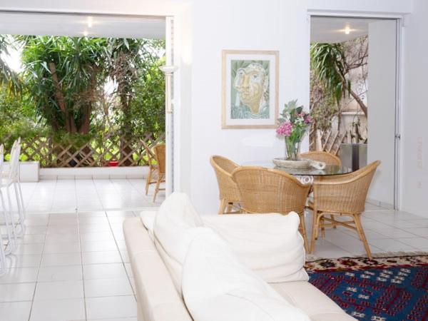 شقة Vouliagmeni'S Secret Garden Near The Sea أثينا المظهر الخارجي الصورة